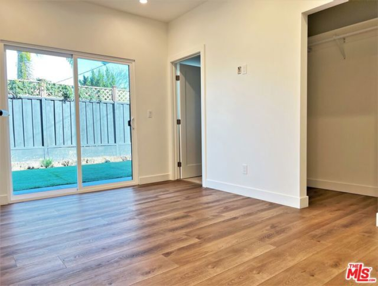 3 Bed Home to Rent in Van Nuys, California