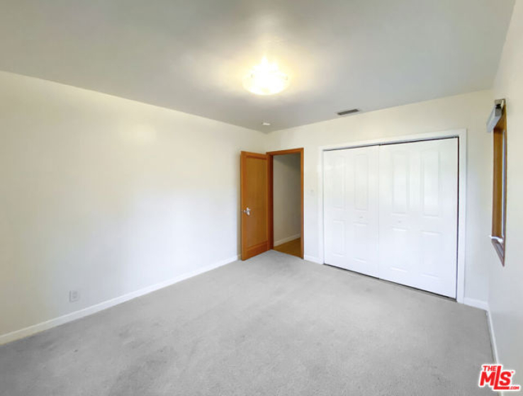 3 Bed Home to Rent in Studio City, California