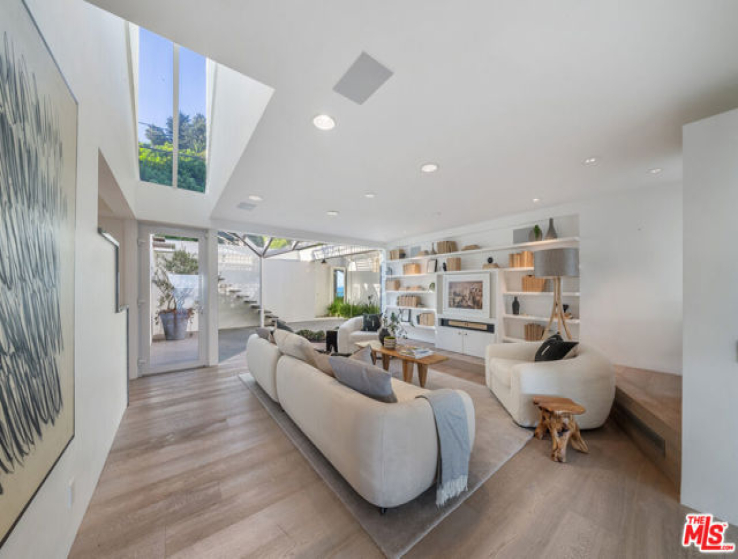 4 Bed Home for Sale in Malibu, California