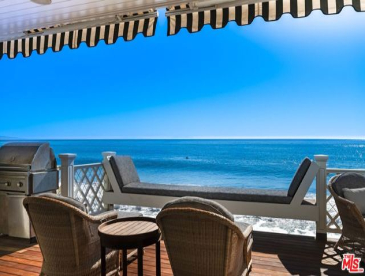 5 Bed Home to Rent in Malibu, California