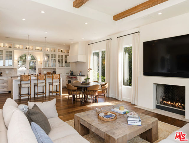 4 Bed Home for Sale in Malibu, California