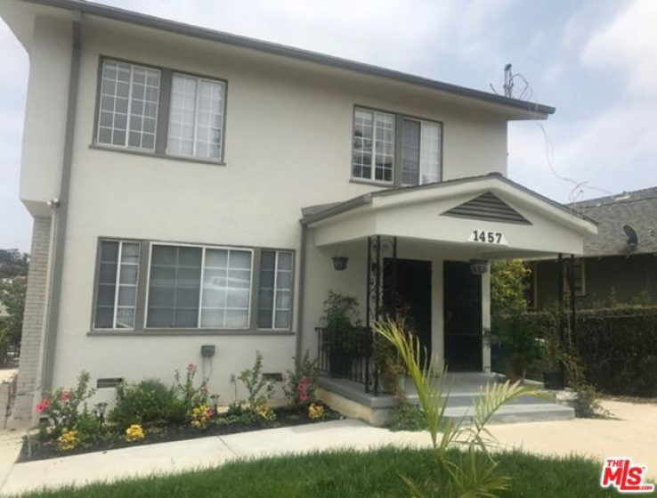 5 Bed Home to Rent in Los Angeles, California