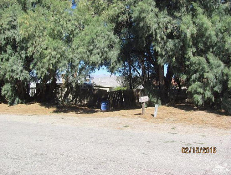 3 Bed Home to Rent in Desert Hot Springs, California