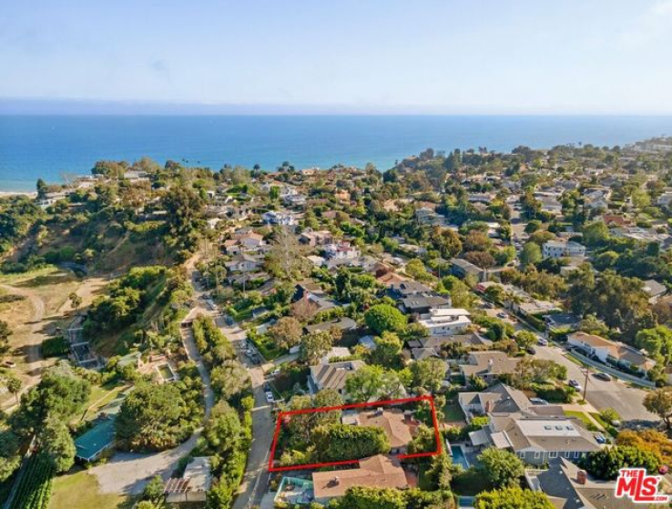 2 Bed Home for Sale in Pacific Palisades, California