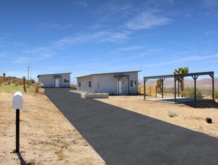 2 Bed Home to Rent in Joshua Tree, California