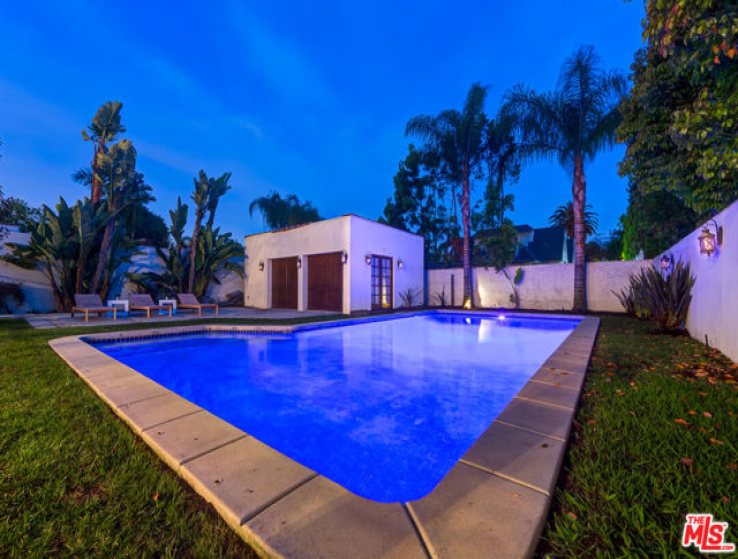 5 Bed Home for Sale in Los Angeles, California