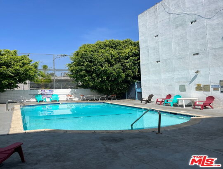  Income Home for Sale in Los Angeles, California