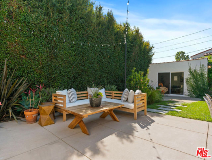 3 Bed Home for Sale in Santa Monica, California