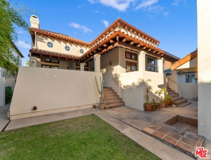 3 Bed Home for Sale in Santa Monica, California