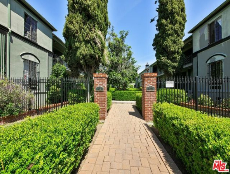  Income Home for Sale in Los Angeles, California