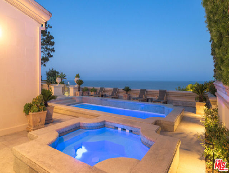 5 Bed Home for Sale in Malibu, California