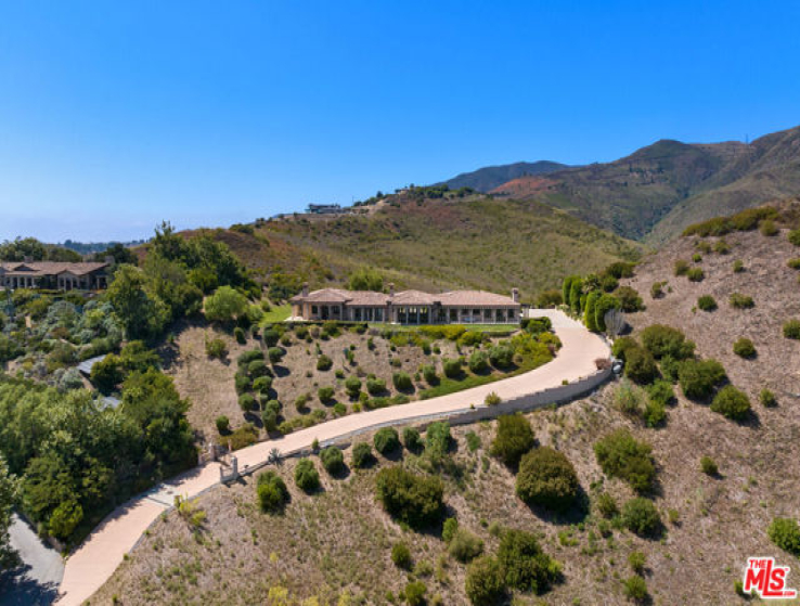 7 Bed Home for Sale in Malibu, California