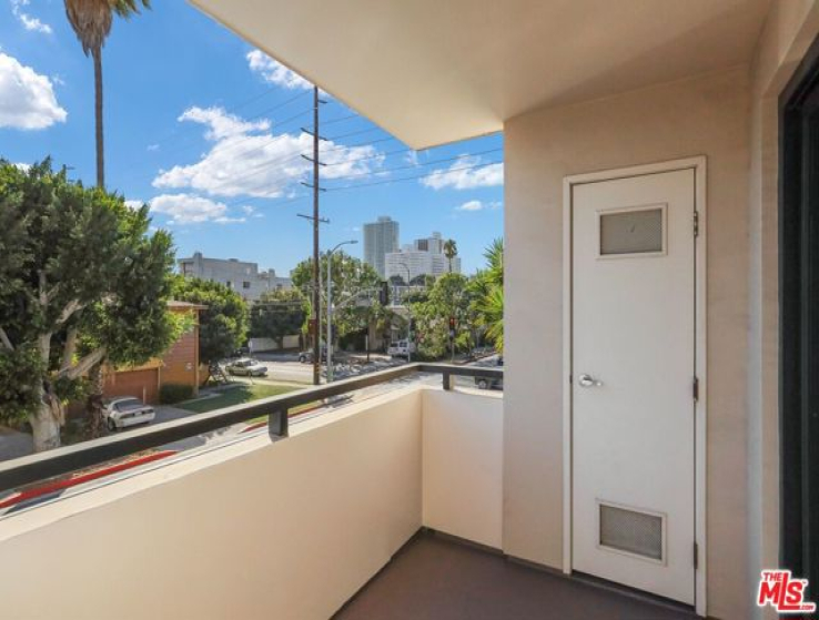 2 Bed Home to Rent in Los Angeles, California