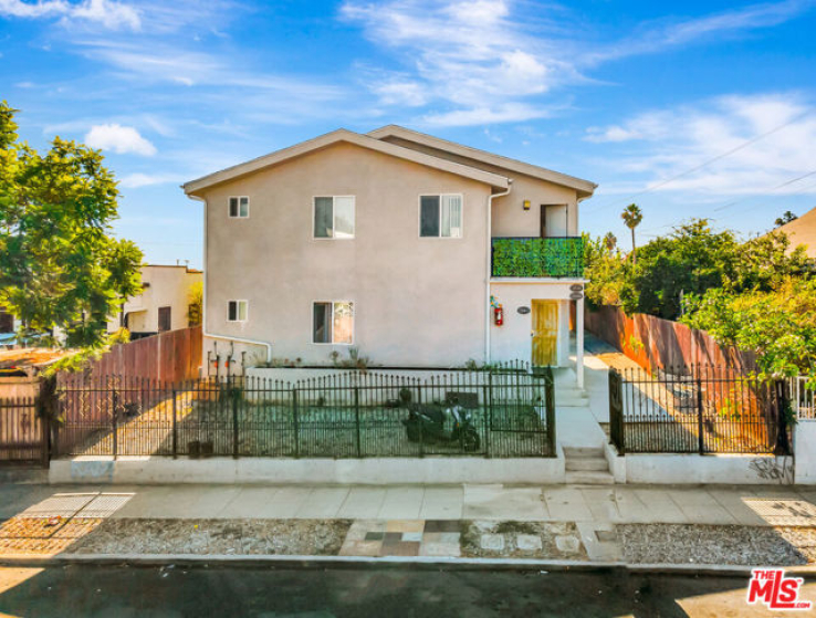  Income Home for Sale in Los Angeles, California