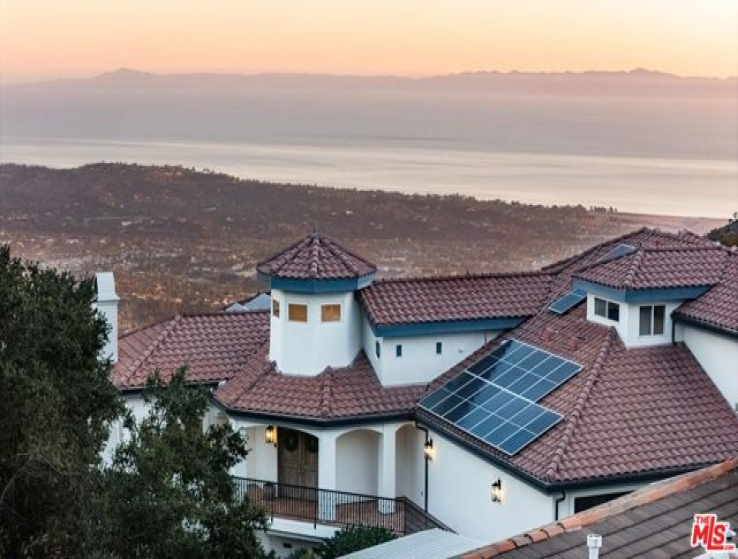 5 Bed Home for Sale in Santa Barbara, California