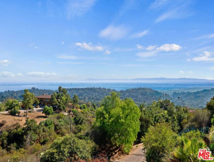 3 Bed Home for Sale in Santa Barbara, California