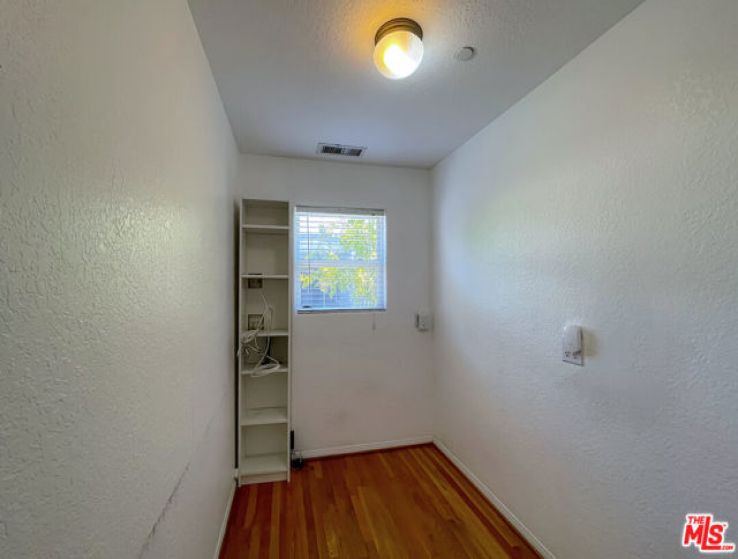 2 Bed Home to Rent in Culver City, California