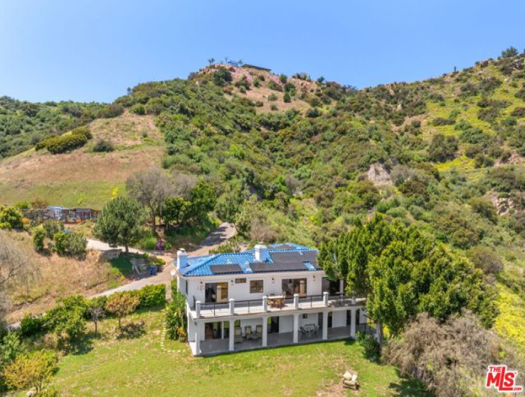 5 Bed Home for Sale in Malibu, California