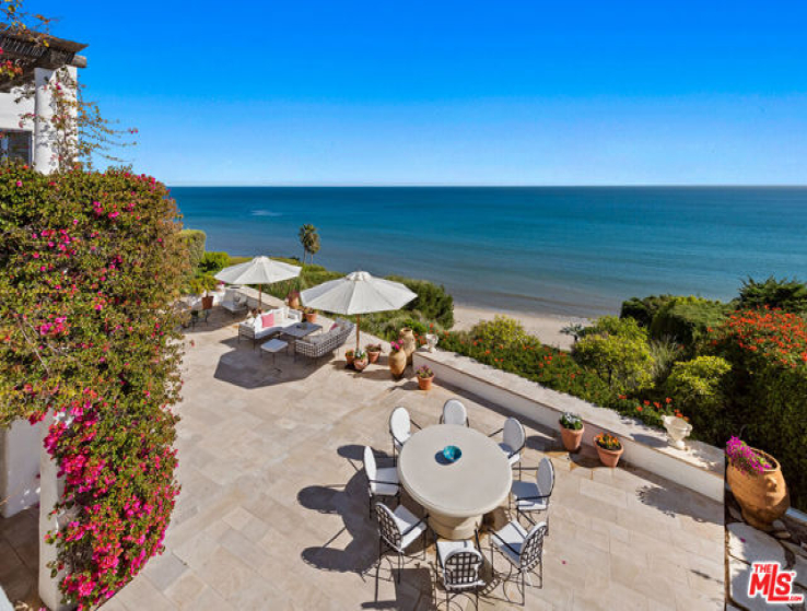 6 Bed Home for Sale in Malibu, California