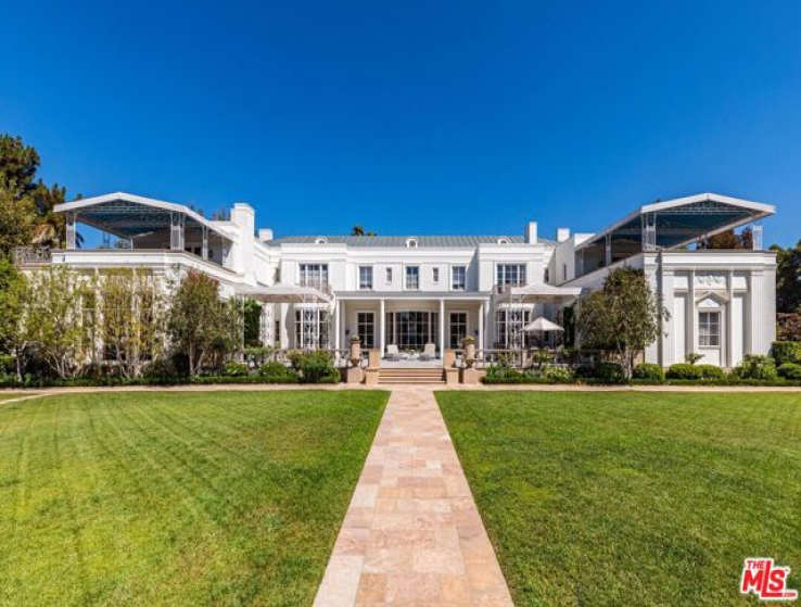 7 Bed Home for Sale in Los Angeles, California