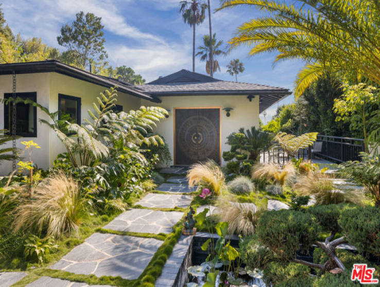 4 Bed Home for Sale in Los Angeles, California