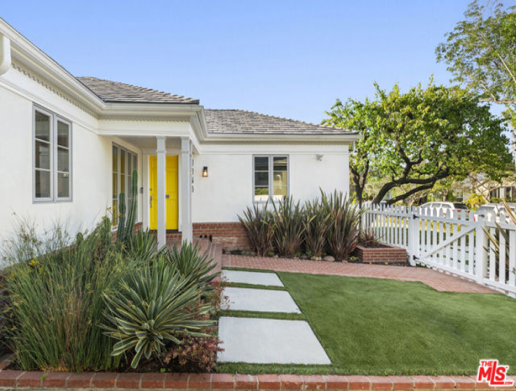 3 Bed Home for Sale in Los Angeles, California