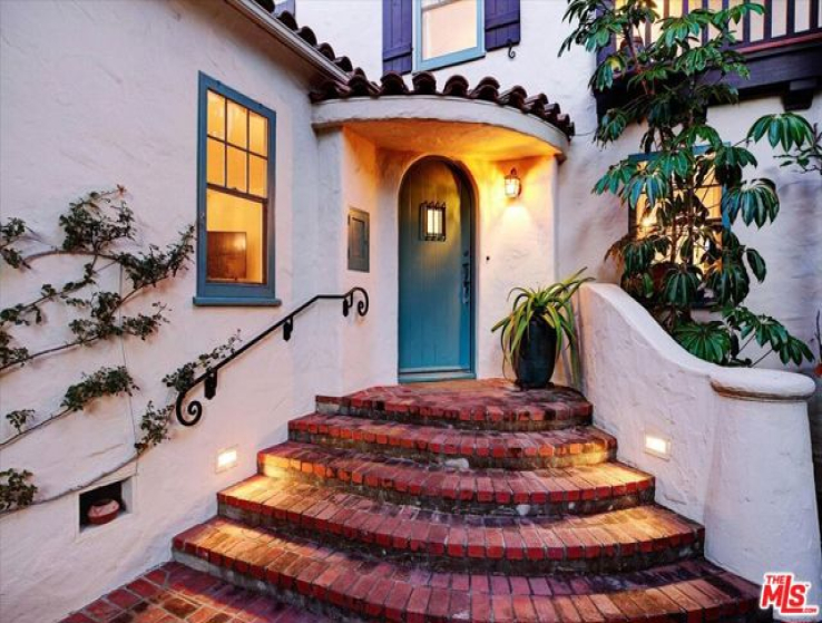 3 Bed Home for Sale in Santa Barbara, California