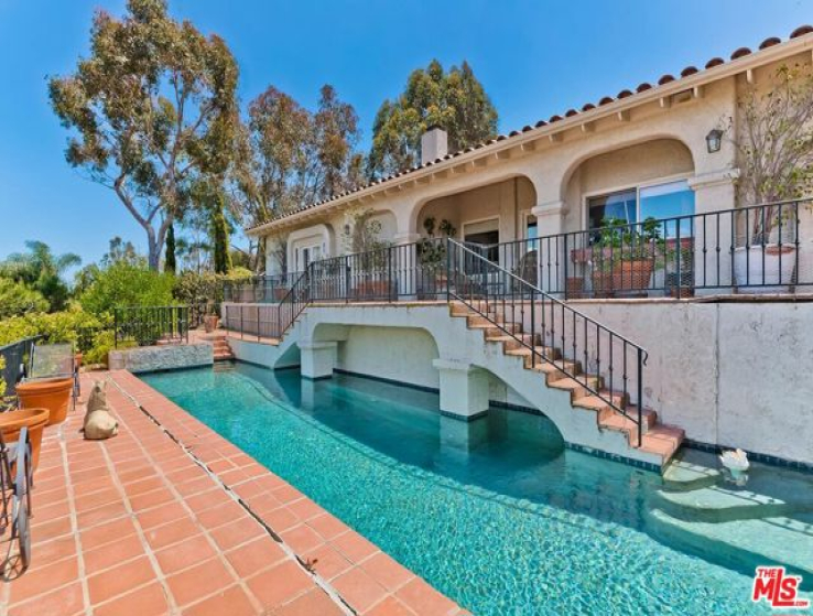 4 Bed Home for Sale in Beverly Hills, California