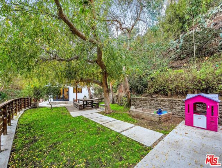 3 Bed Home for Sale in Los Angeles, California