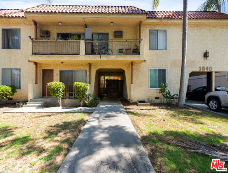  Income Home for Sale in Los Angeles, California