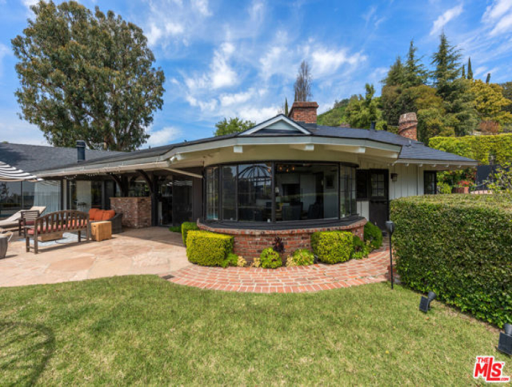 4 Bed Home for Sale in Los Angeles, California