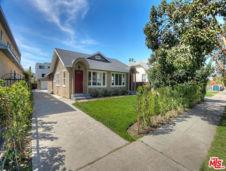  Income Home for Sale in Los Angeles, California