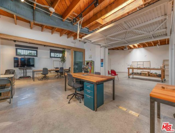  Commercial for Sale in Los Angeles, California