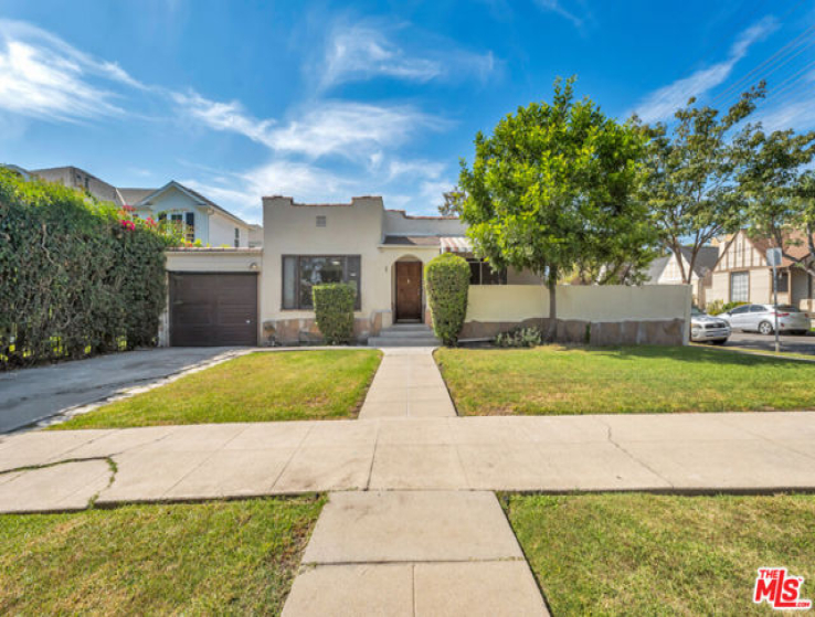  Income Home for Sale in Los Angeles, California