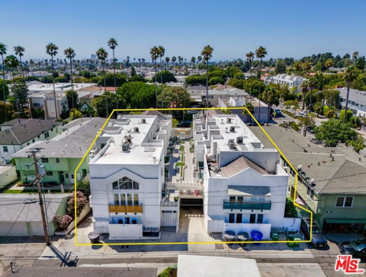  Income Home for Sale in Santa Monica, California