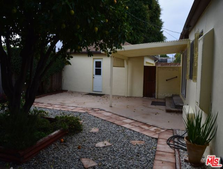 3 Bed Home to Rent in Los Angeles, California