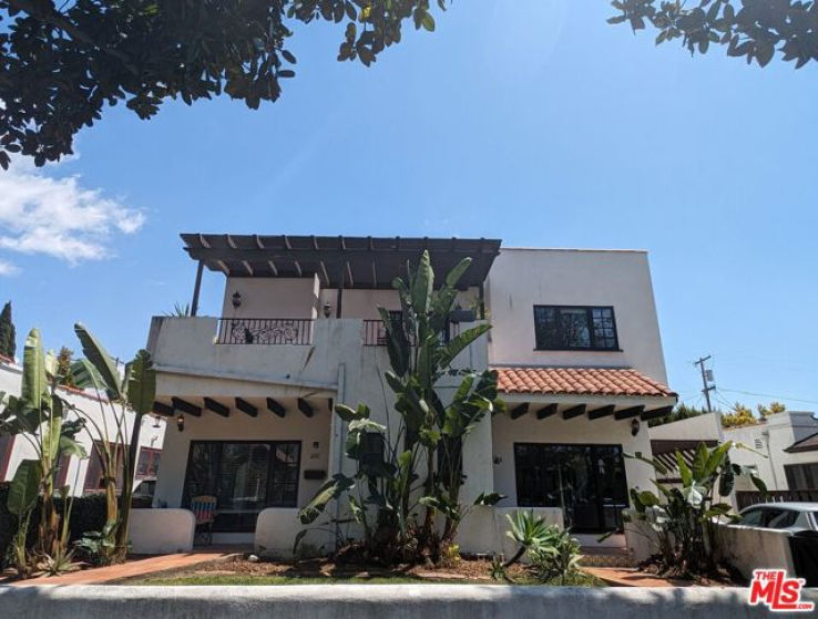  Income Home for Sale in West Hollywood, California