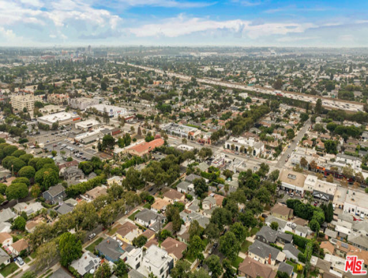 3 Bed Home to Rent in Culver City, California