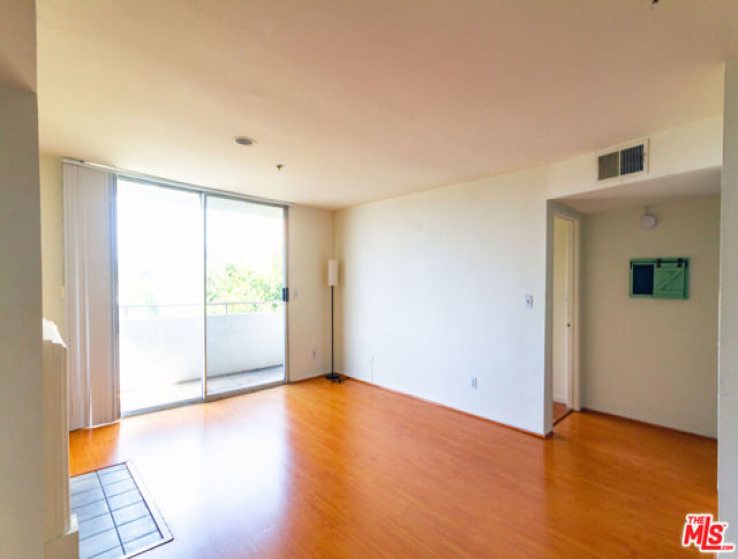  Income Home for Sale in Los Angeles, California