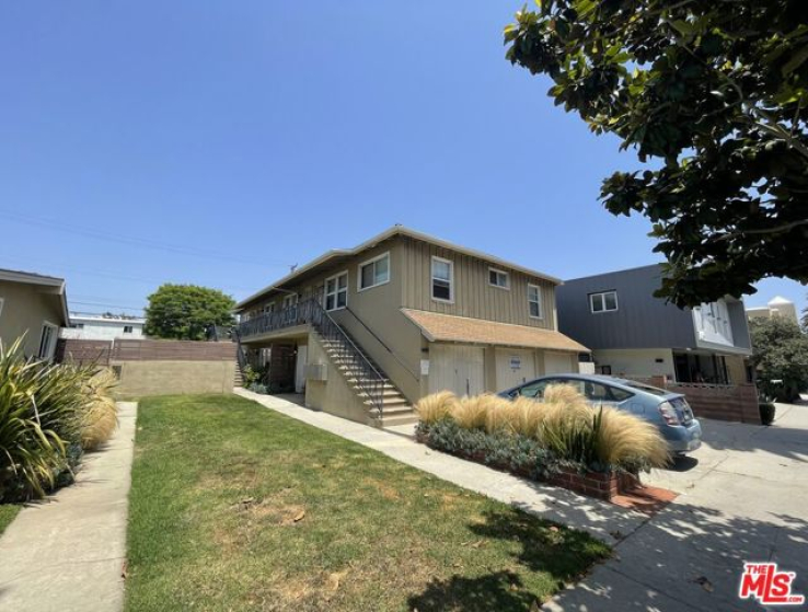  Income Home for Sale in Santa Monica, California