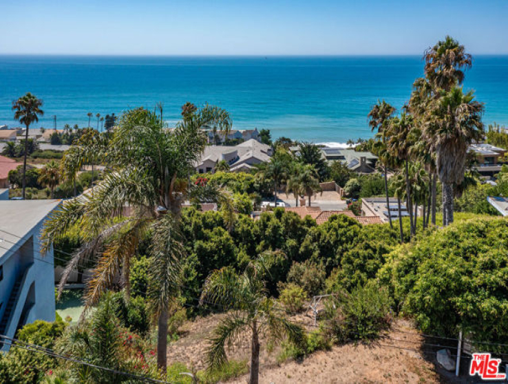  Land for Sale in Malibu, California