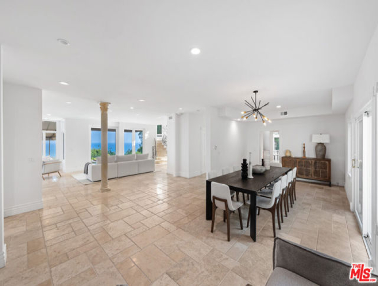 6 Bed Home for Sale in Malibu, California