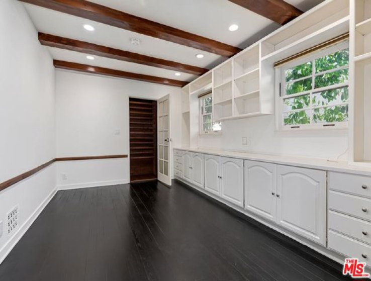 4 Bed Home for Sale in Beverly Hills, California