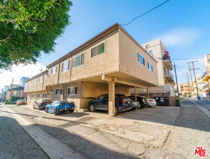  Income Home for Sale in Los Angeles, California