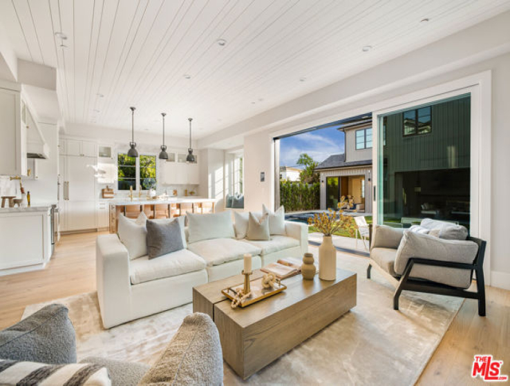 7 Bed Home for Sale in Santa Monica, California