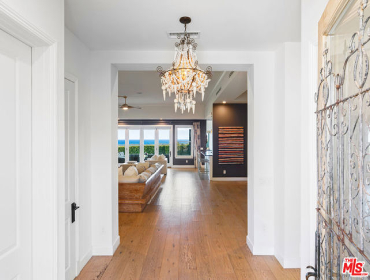 7 Bed Home for Sale in Malibu, California