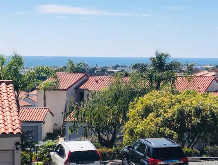 2 Bed Home to Rent in Carlsbad, California