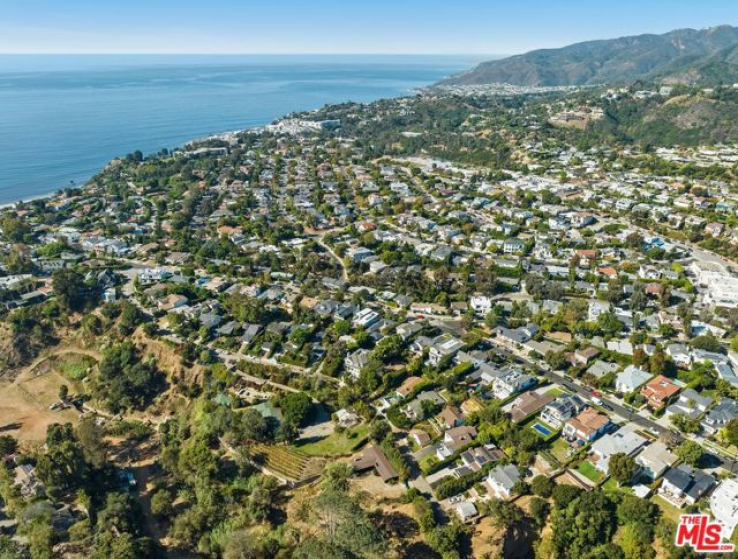  Land for Sale in Pacific Palisades, California