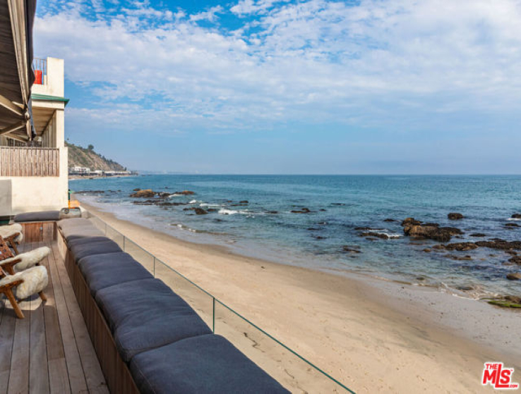 1 Bed Home for Sale in Malibu, California