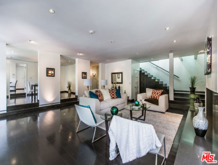 4 Bed Home for Sale in Beverly Hills, California